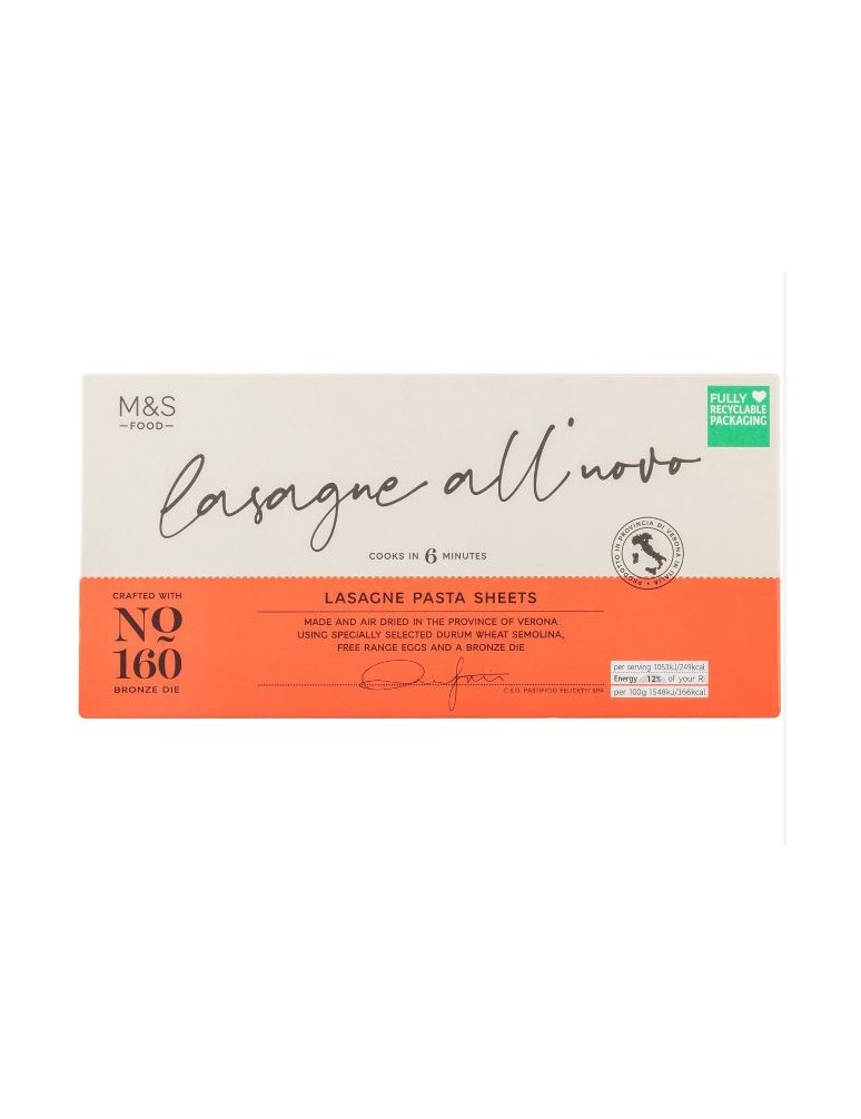 Italské vaječné těstoviny lasagne