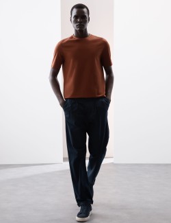 Tričko z prémiové bavlny, úzký střih