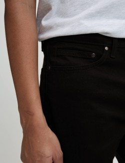 Strečové džíny s úzkým střihem