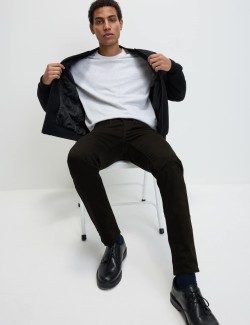 Strečové džíny s úzkým střihem