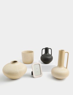 Ceramic Ridged Photo Frame 4x6 Inch