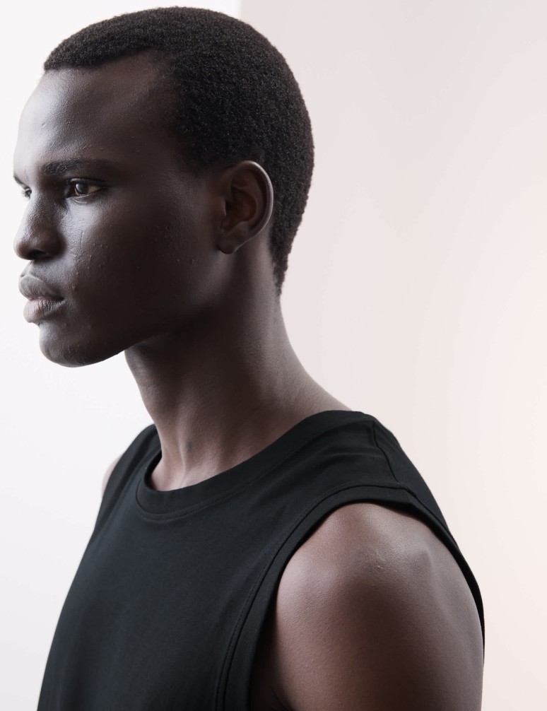 Tílkový top z čisté bavlny Supima® s výstřihem ke krku