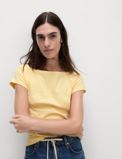 Top úzkého střihu se spadlými rukávy, z čisté bavlny