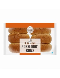 6 bagetek z bílé pšeničné mouky potřených rozšlehaným vejcem, obohacených máslem a vejcem