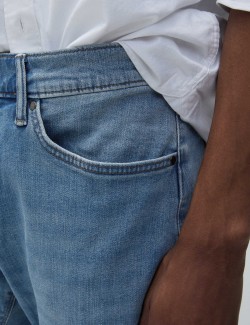 Strečové džíny s úzkým střihem