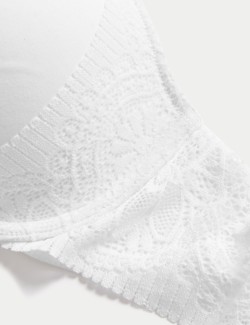 Hladká dekoltová podprsenka Body Soft™ s kosticemi, vel. A–E