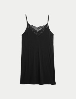 Košilka s krajkovými detailem