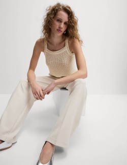 Embellished Slim Fit Knitted Vest