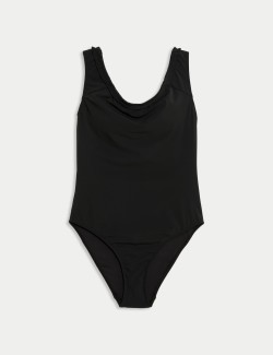 Plavky s odhalenými rameny