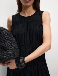 Splývavé řasené midi šaty s vysokým podílem lnu