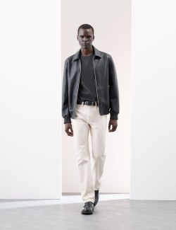 Tričko z prémiové bavlny, úzký střih