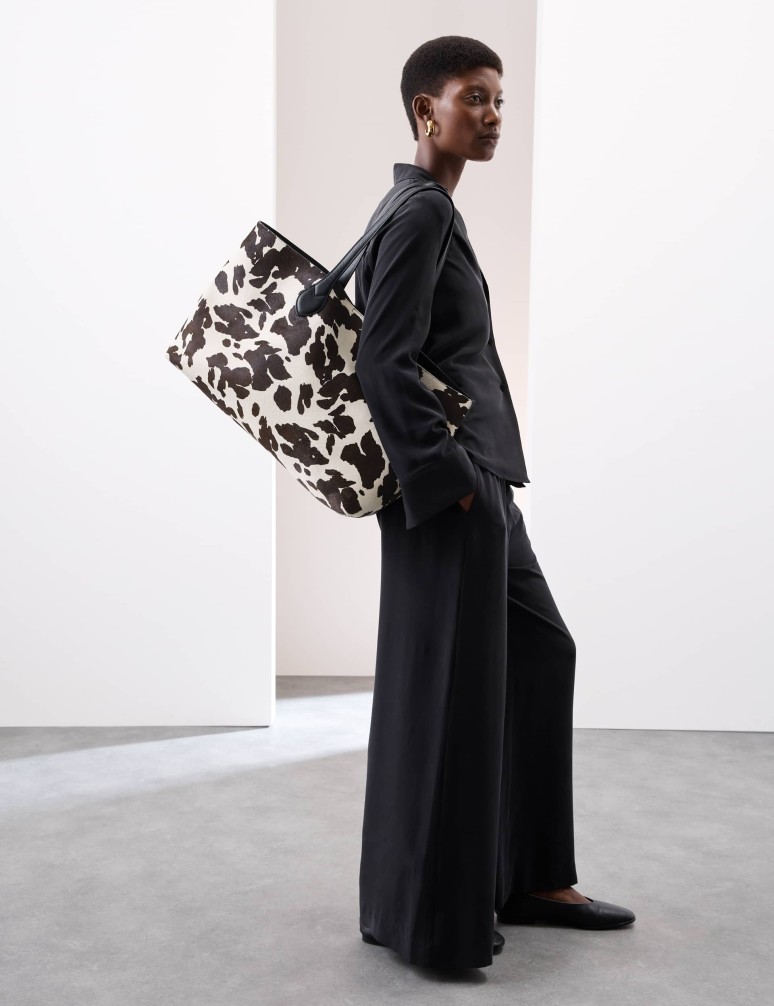 Kožená taška se zvířecím motivem