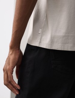 Tričko z prémiové bavlny, úzký střih