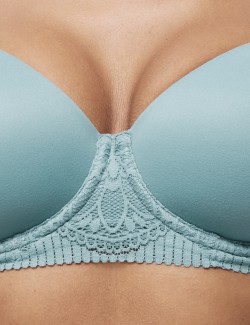 Hladká podprsenka Body Soft™ s kosticemi a plnými košíčky, vel. A–E