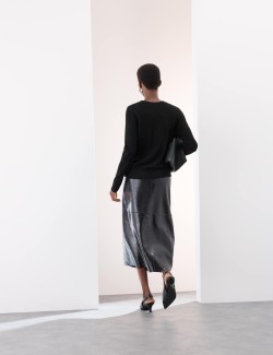 Volný svetr ze 100% kašmíru s výstřihem do V