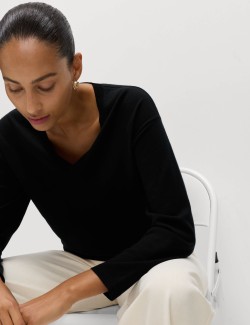 Pure Merino Wool V-Neck Jumper