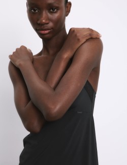 Kombiné Boston z mikrovlákna s krajkovým lemem, bez kostic