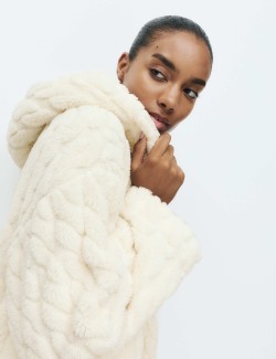 Žakárový dlouhý župan s kapucí