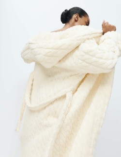 Žakárový dlouhý župan s kapucí