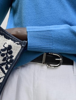 Mimořádně měkký svetr s výstřihem ke krku