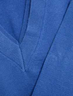 Svetr s výstřihem do V z kožešinové příze