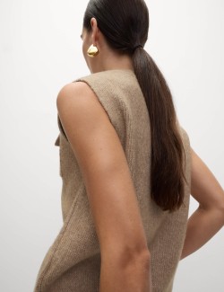 Pletený vestový kabát z mraky s kapsami a kulatým výstřihem