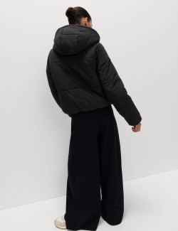 Prošívaná bunda s kapucí s technologií Thermowarmth™