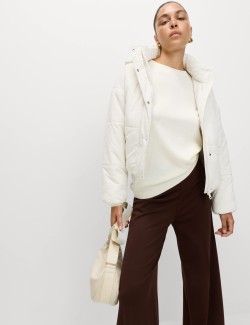 Prošívaná bunda s kapucí s technologií Thermowarmth™