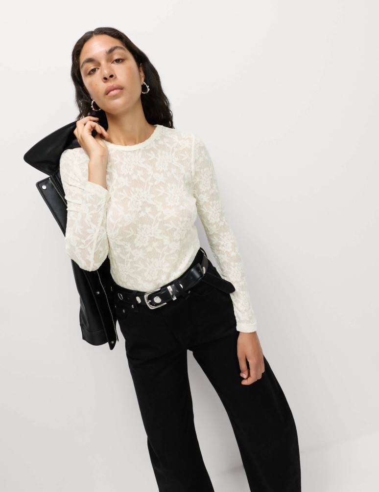 Mesh Floral Slash Neck Regular Fit Top