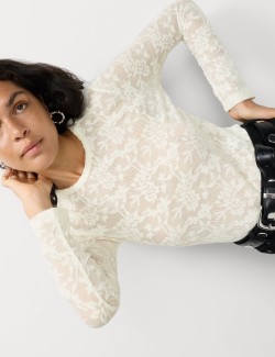 Mesh Floral Slash Neck Regular Fit Top