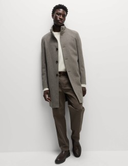 Kabát se stojacím límcem