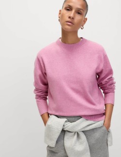 Svetr s výstřihem ke krku ze vzdušné příze