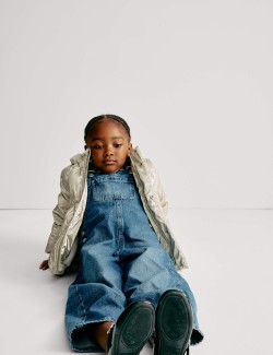 Zateplený metalický kabát s technologií Stormwear™ (2–8 let)