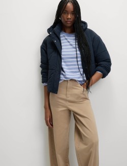 Pruhované tričko ke krku z čisté bavlny