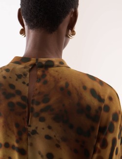 Halenka se zvířecím potiskem a řasením