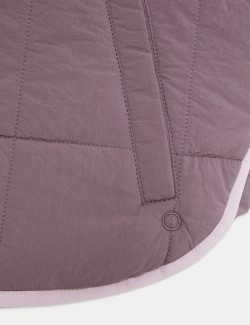 Prošívaná vesta se stojáčkem