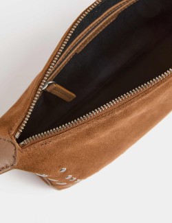 Semišová taška přes rameno s cvočky