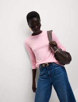 Mimořádně měkký svetr s výstřihem ke krku