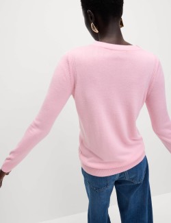 Mimořádně měkký svetr s výstřihem ke krku