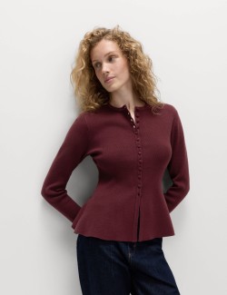 Přiléhavý kardigan s volánem, hebký na dotek