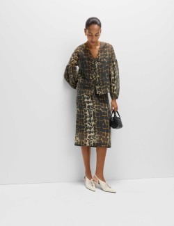 Organzový top se zavazováním vepředu, zvířecím potiskem a výstřihem do V