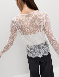 Top s dlouhými rukávy se šněrováním