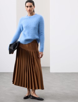 Svetr ke krku s vysokým podílem alpaky