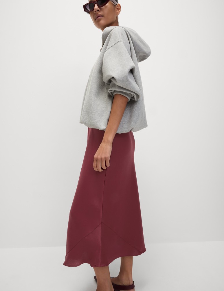 Saténová natahovací midaxi sukně