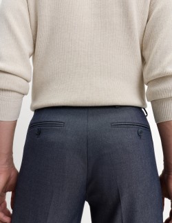 Kalhoty mírně zúženého střihu s puky