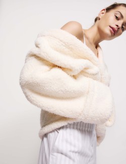 Zavinovací kardigan z umělé kožešiny s medvídkem