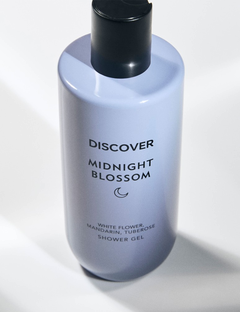 Sprchový gel s vůní Midnight Blossom z kolekce Discover – 300 ml