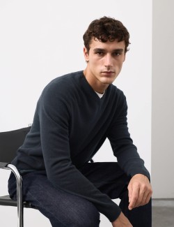 Svetr z čistého kašmíru s výstřihem do V