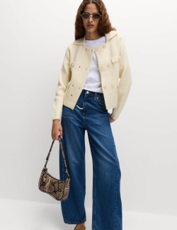 Pletená bunda s mračnatými vlákny a ozdobnými kapsami