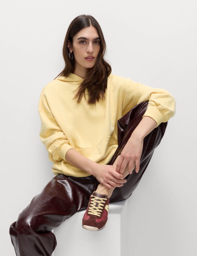 Mikina s kapucí s vysokým podílem bavlny